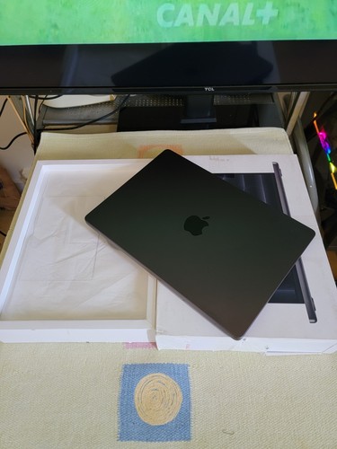 Macbook pro a2992 2023 - macbook,